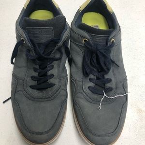 Bull boxer Men’s Size 11 Athletic Shoes